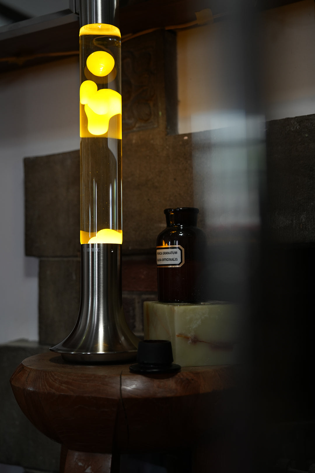 RETRO THINC SUBLIME Series | Yellow & Clear Lava Lamp | 24